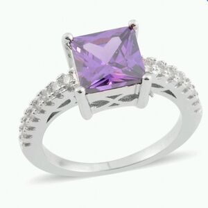 Simulated Amethyst ring. Size 8.5